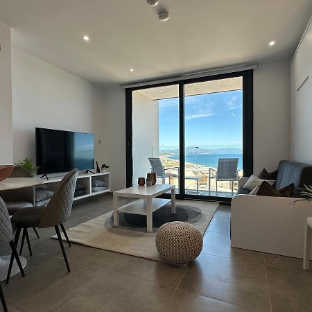 E1 Presidential Studios On High Floor With Stunning Sea Views Gibraltar Buitenkant foto