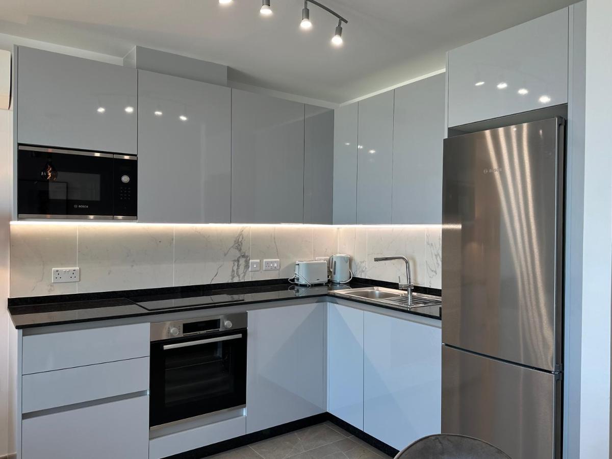 E1 Presidential Studios On High Floor With Stunning Sea Views Gibraltar Buitenkant foto