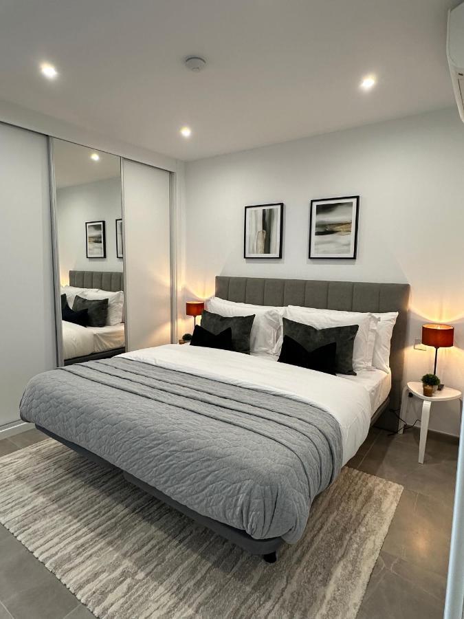 E1 Presidential Studios On High Floor With Stunning Sea Views Gibraltar Buitenkant foto